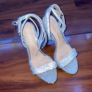 silver gianni bini heels in size 8